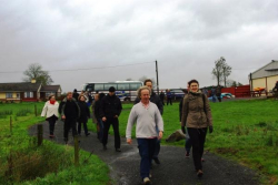 Sammumas järgmise projektiga tutvuma. Foto: Urmas Peegel.